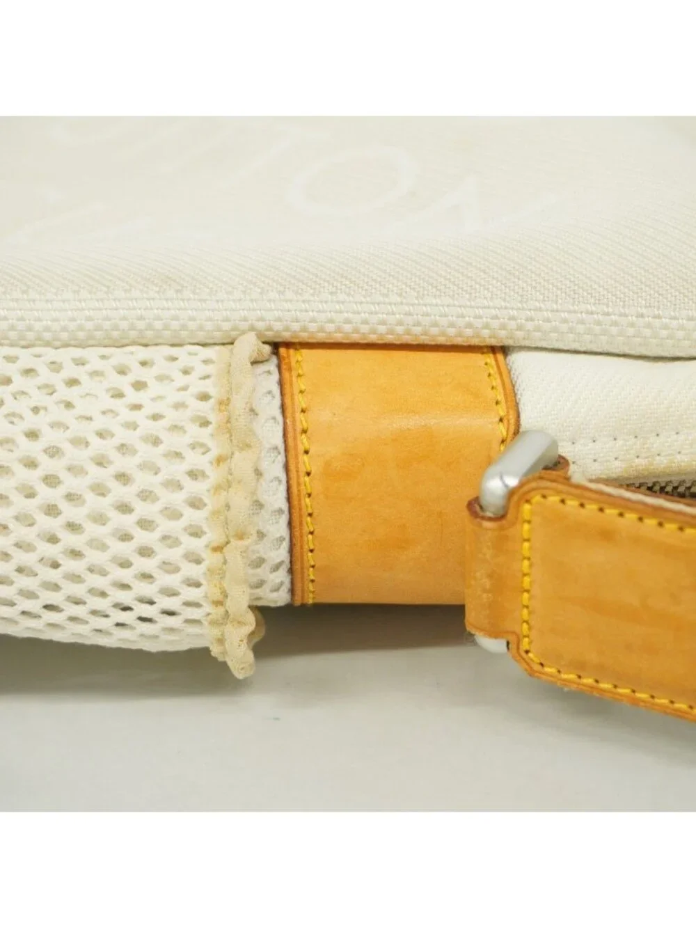 Louis Vuitton Shoulder Bag Damier Jean Weatherly White Cup LV